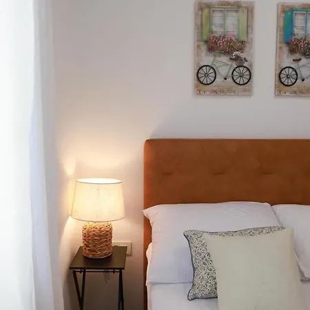 Ivano & Leo - Private Parking Lägenhet