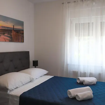 Ivano & Leo - Private Parking Apartamento *