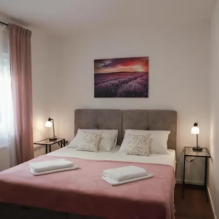 Apartmán Ivano & Leo - Private Parking Zadar