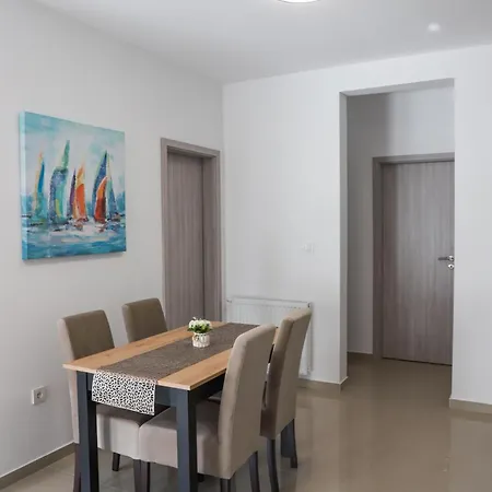 Ivano & Leo - Private Parking Apartamento Zadar