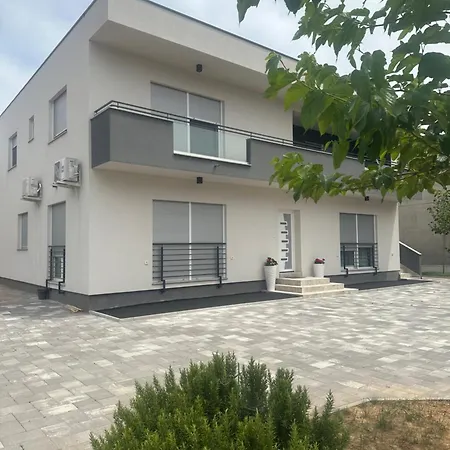 Apartment Ivano & Leo - Private Parking