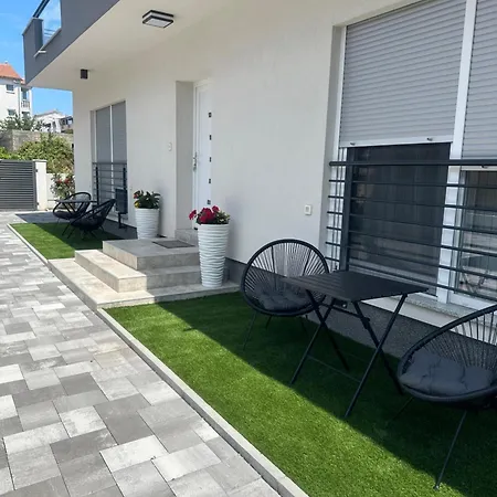 Apartmán Ivano & Leo - Private Parking Zadar