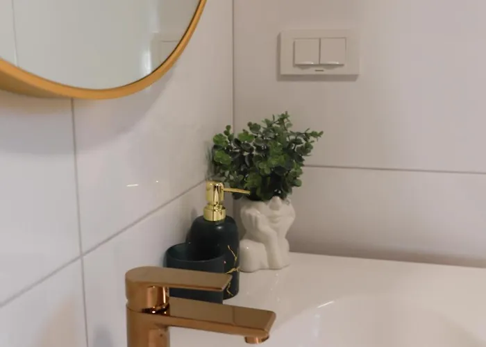 Ivano & Leo - Private Parking Апартаменты Задар