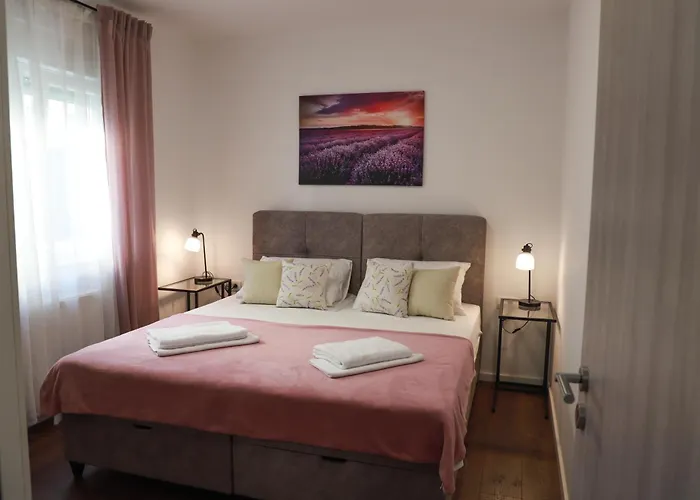 Ivano & Leo - Private Parking Задар