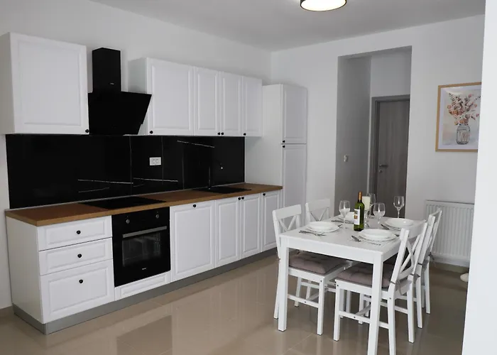 Ivano & Leo - Private Parking شقة *