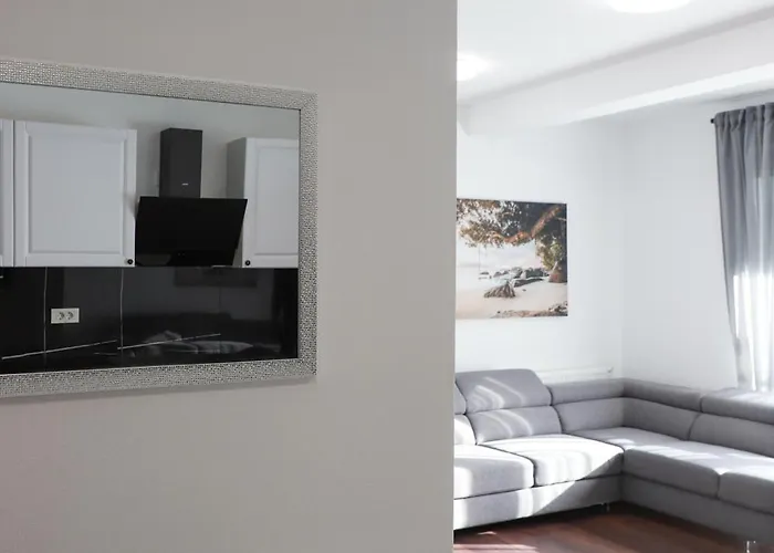 Ivano & Leo - Private Parking Апартаменты *