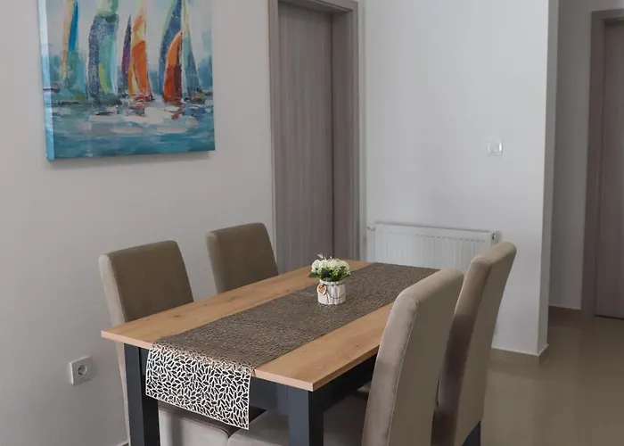 Ivano & Leo - Private Parking Задар