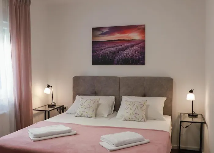 Апартаменты Ivano & Leo - Private Parking Задар