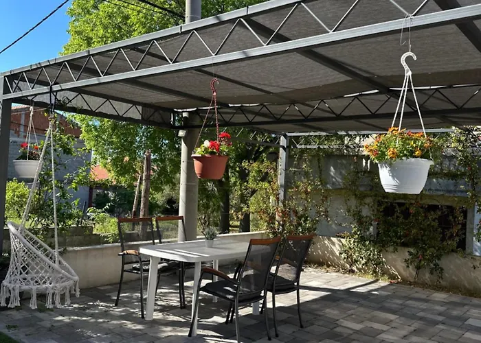 Ivano & Leo - Private Parking Апартаменты *